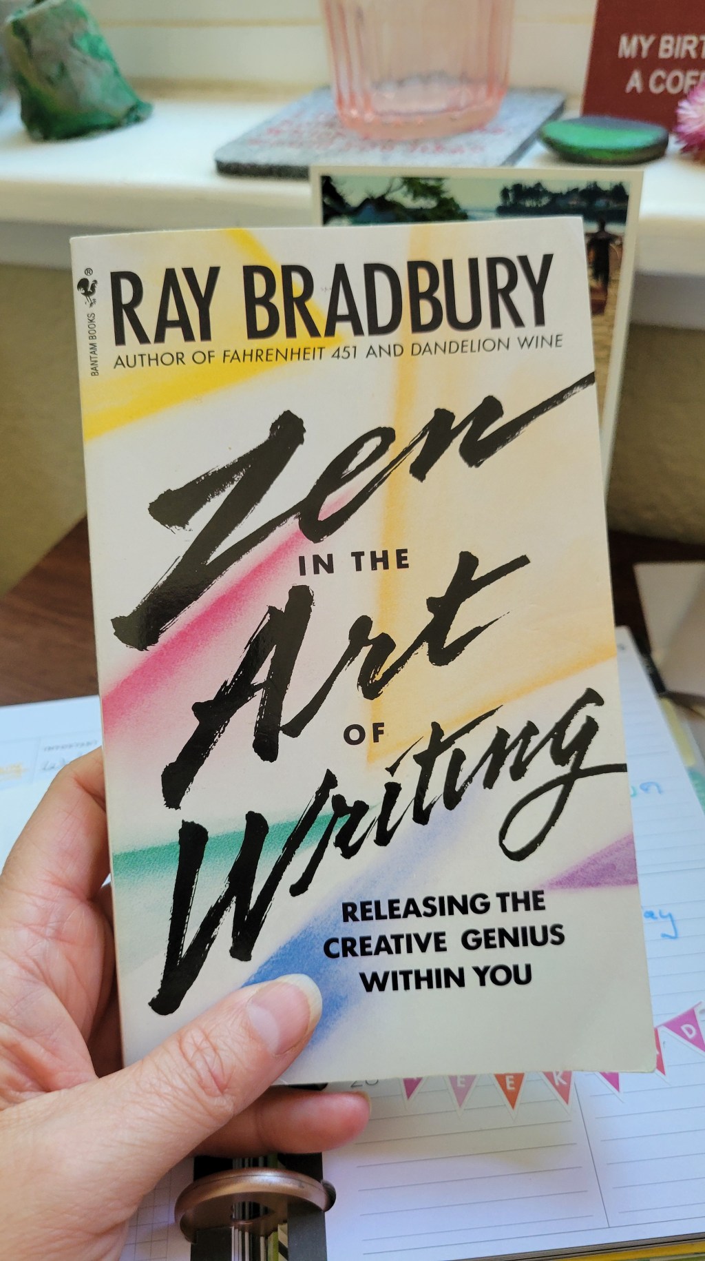 Zen in the art of writing book by Ray Bradbury